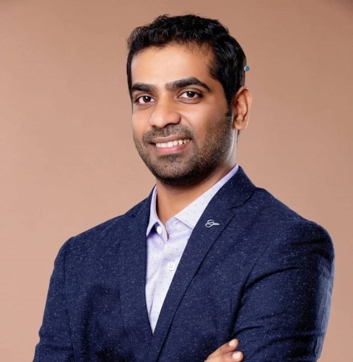 Dr Abhay Bhosale, dentist in Kharadi, Pune